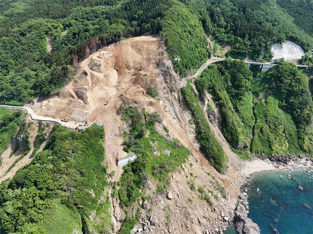 輪島浦上線の道路復旧工事
