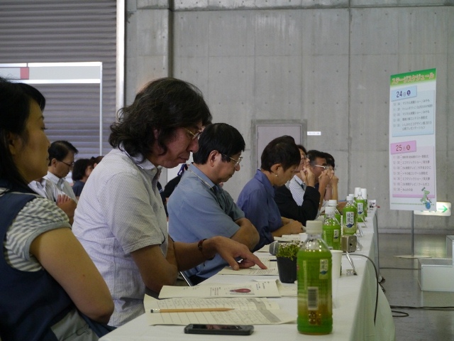 いしかわエコデザイン賞2012 プレゼンの様子2