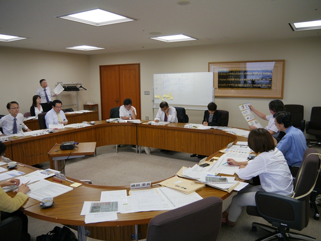 いしかわエコデザイン賞2013 審査会の様子1
