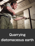 Quarrying diatomaceous earth, Suzu City