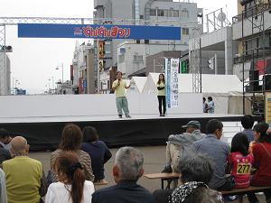 ステージで植樹祭PRを行いました。